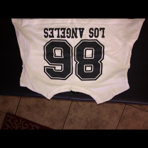 Crop top - Picture 2 of 2